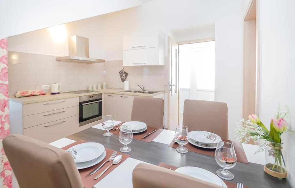 PUY Apartman Ivano מראה חיצוני תמונה